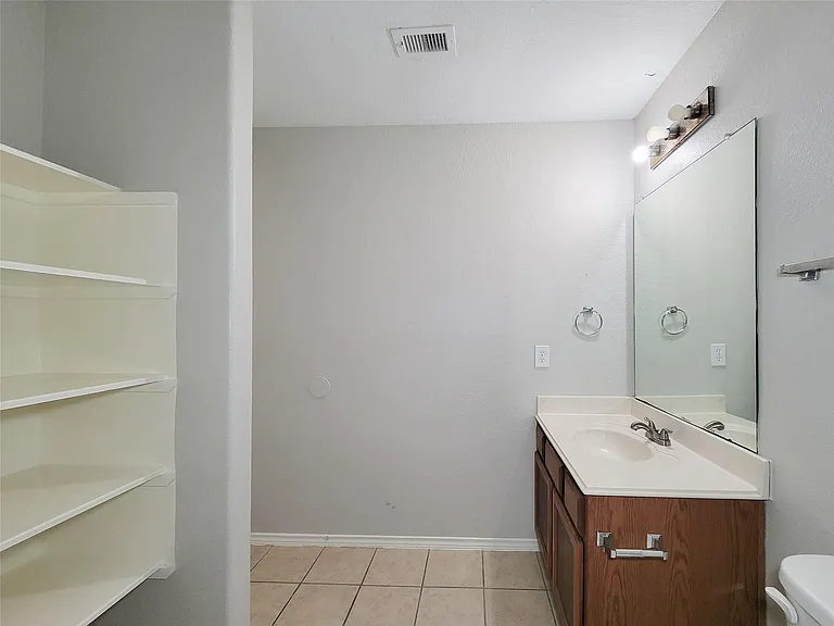 7438 Fox Knoll Ln — Photo 30