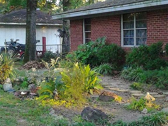 2nd image of 131 Lynette Dr