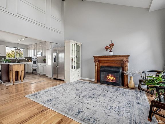 5th image of 12655 Winona Court