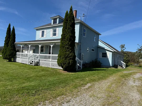 7074 State Route 100, Troy, VT