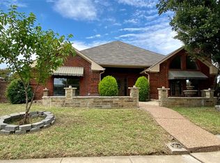 816 Sylvan Creek Dr, Lewisville, TX 75067