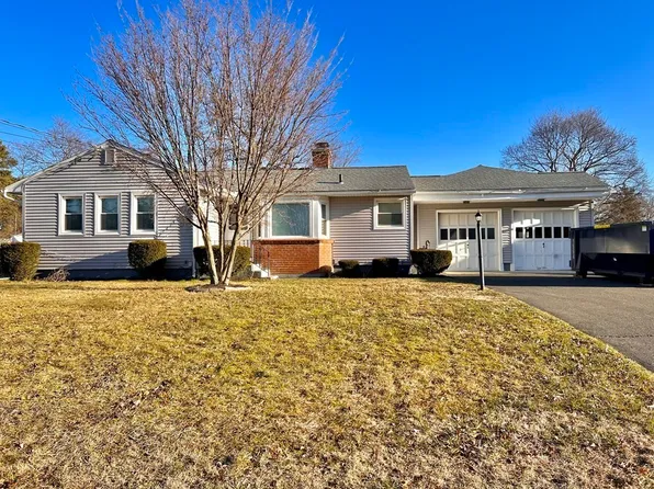 63 Beverly Dr, Westfield, MA 01085