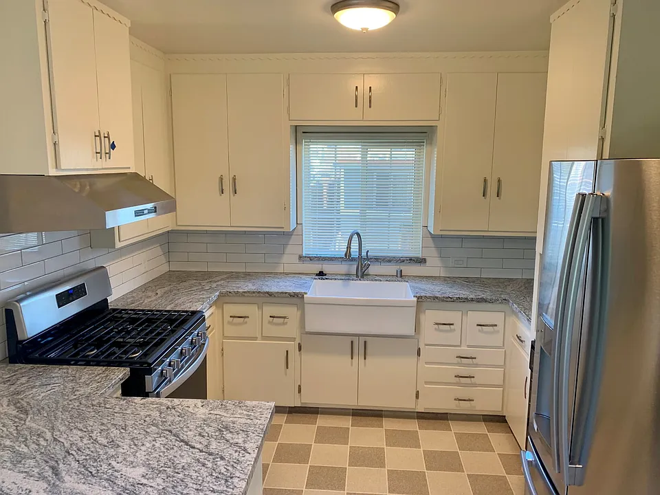 2813 P St #14