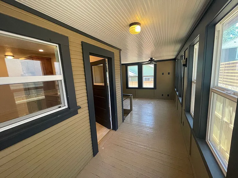 1318 Salem St — Photo 17
