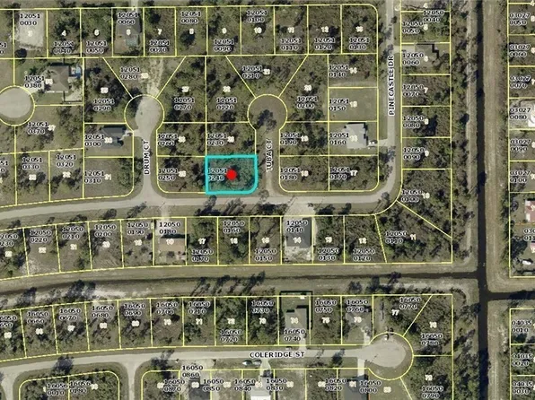 820 Tuba Ct, Lehigh Acres, FL 33974