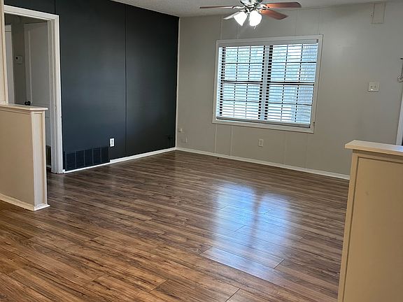 2nd image of 2116 Sharon Dr
