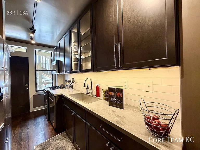 3818 Walnut St #1S — Photo 9