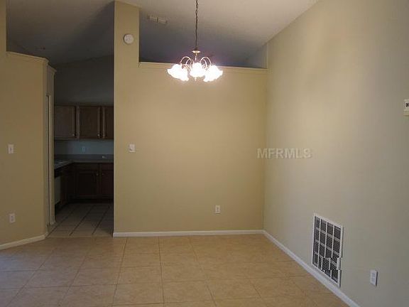 4th image of 1518 Prairie Lake Blvd