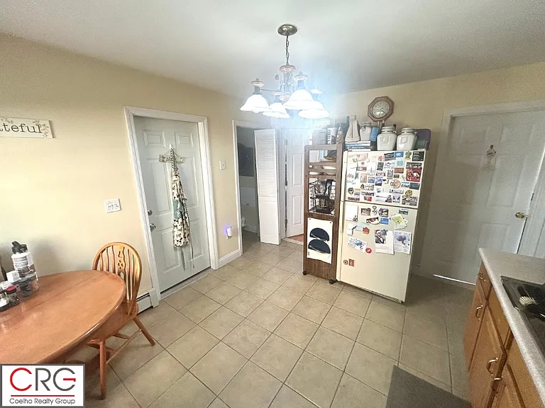 45 Bristol St #2 — Photo 8