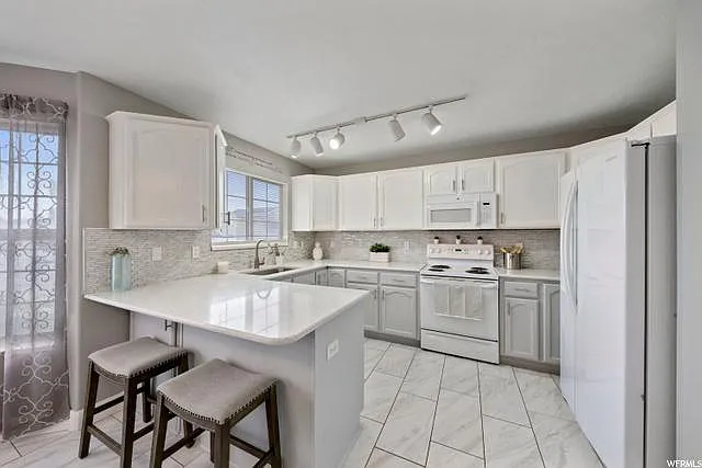 2212 N Pointe Meadow Loop — Photo 2