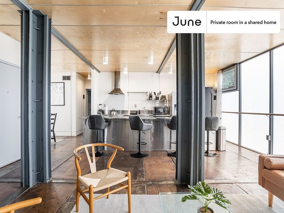1st image of 3305 7th St NE #4-C