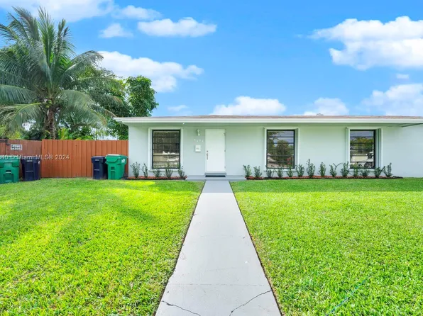 9446 SW 185th Ter, Cutler Bay, FL 33157