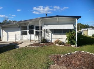 38749 Henry Dr, Zephyrhills, FL 33542