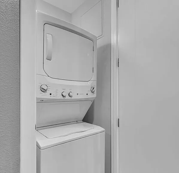 4525 Dean Martin Dr #1101 — Photo 35