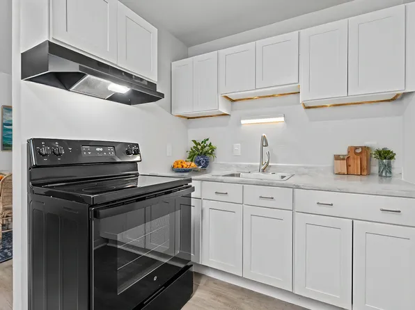 East Beach Apartments