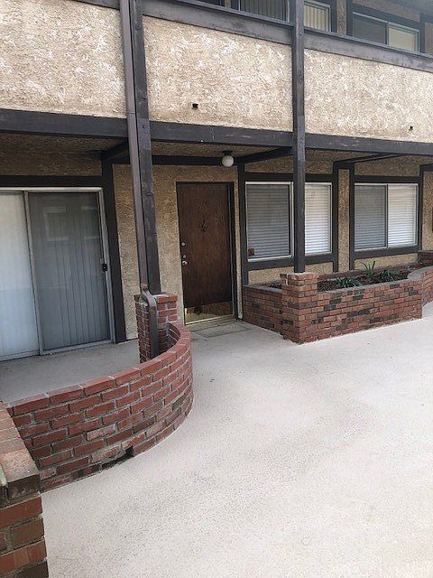 1st image of 5500 Lindley Ave Unit 118