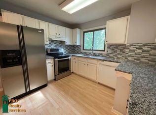 10407 Quebec Ave S, Bloomington, MN 55438