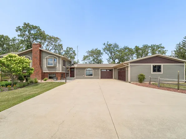 N5748 Metovale Rd, Brandon, WI 53919