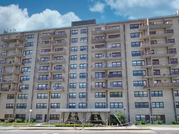 1000 Clove Rd APT 7M, Staten Island, NY 10301