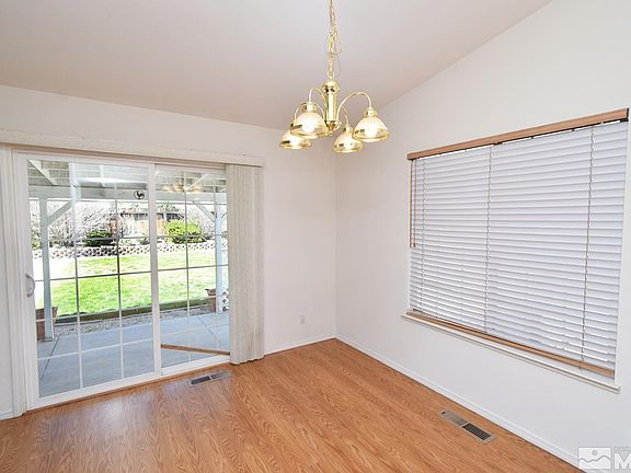 5th image of 101 Josefina Ct