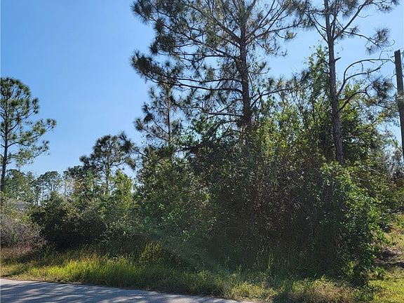 2nd image of 501 Willowbrook Dr