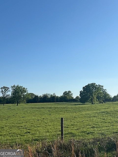 2nd image of 242 McCrary Rd