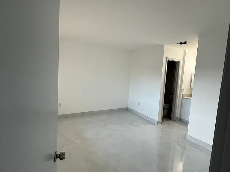 15635 SW 74th Circle Dr #15 — Photo 11