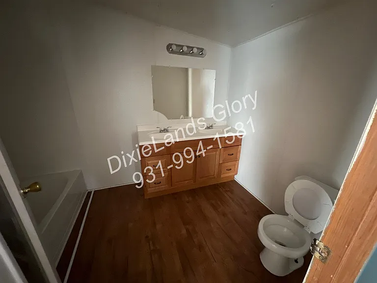 313 Breeding Ln — Photo 16