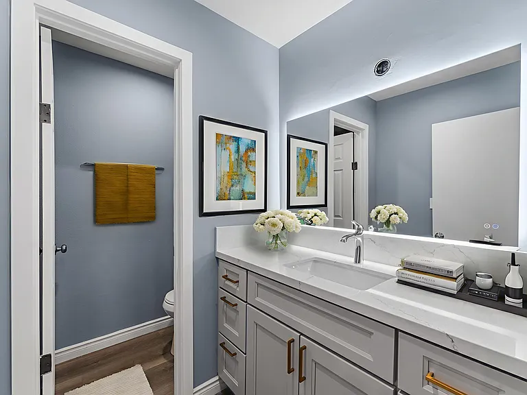 15511 Sherman Way #1 — Photo 9