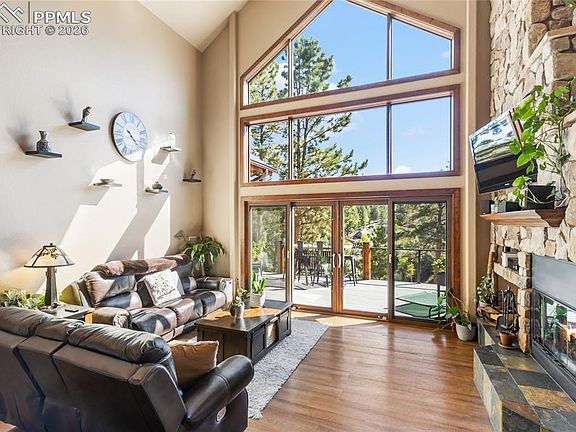 5th image of 80 Feldspar Rd