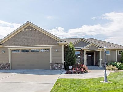 3rd image of 5210 Black Stone Cir