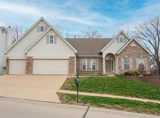 4391 Ventura Place Dr, Saint Louis, MO 63128