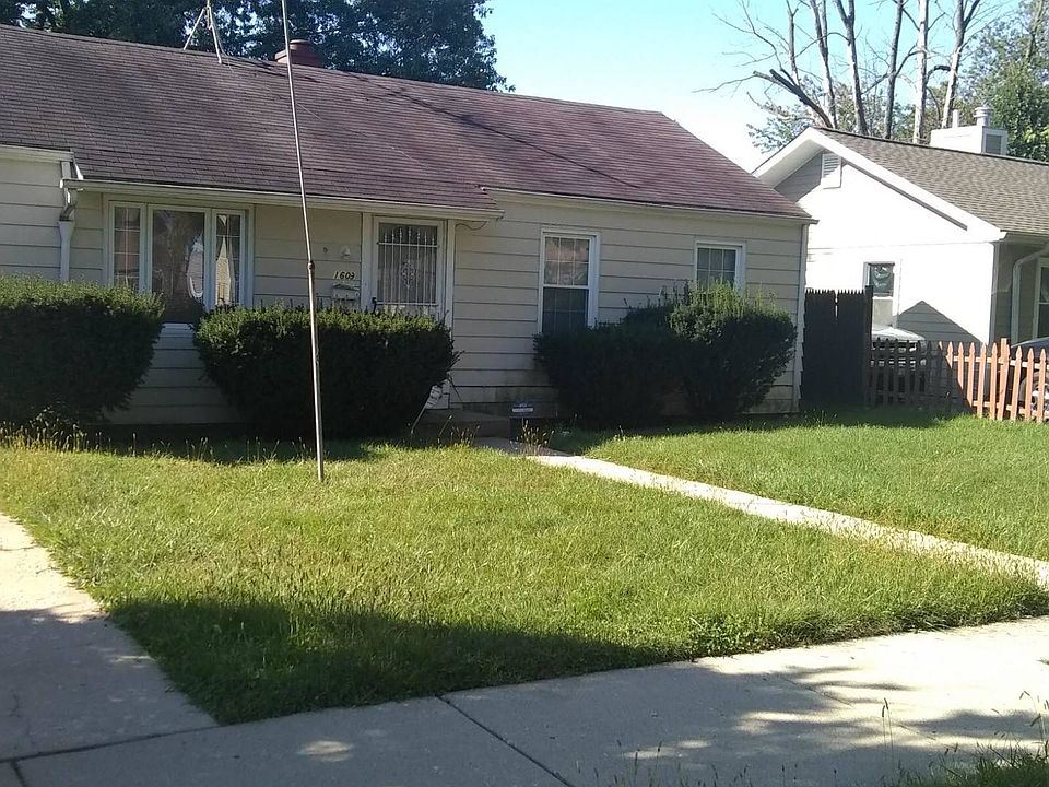 1st image of 1609 Lyons Ct