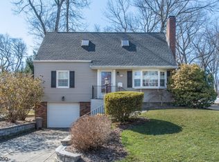153 Chestnut Dr, Wayne, NJ 07470