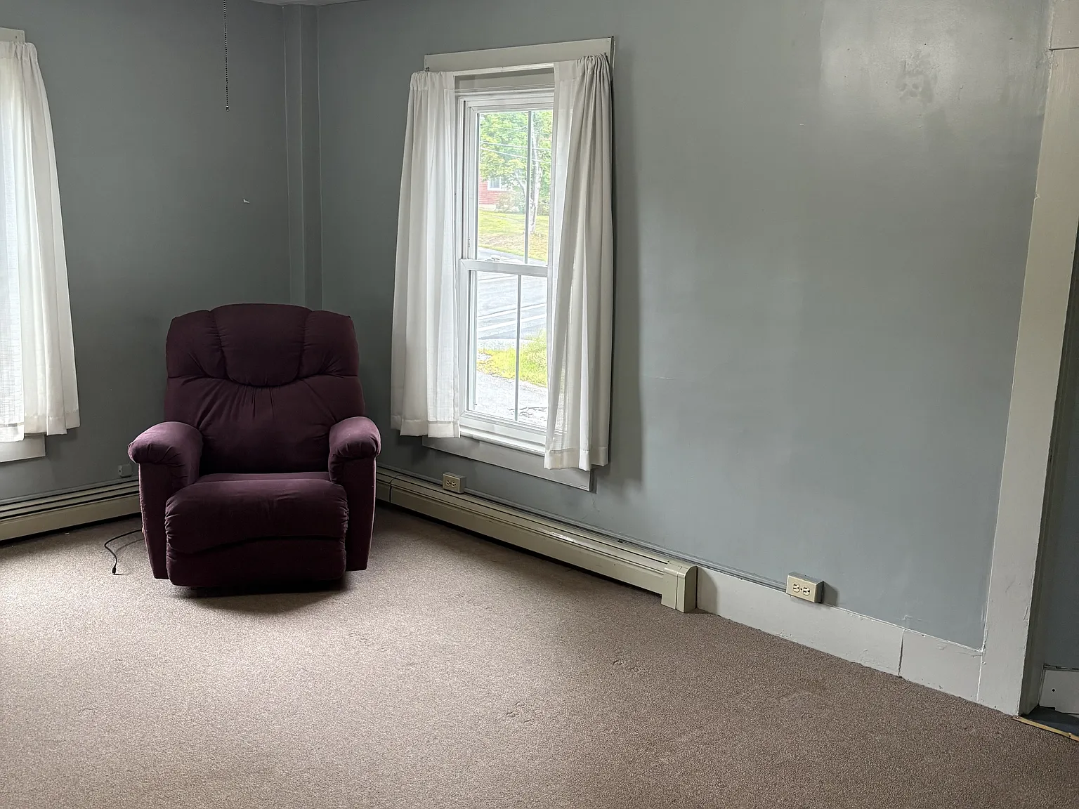 12 Hall Ave - 3 — Photo 1