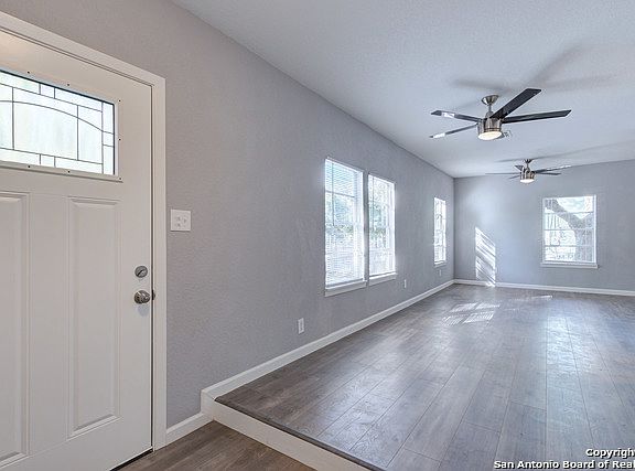 5th image of 239 Koehler Ct