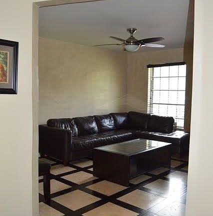 4th image of 518 E Fairmeadows Dr