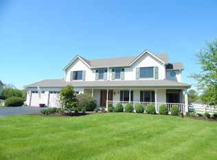 6N396 Clydesdale Ct, Campton Hills, IL 60175