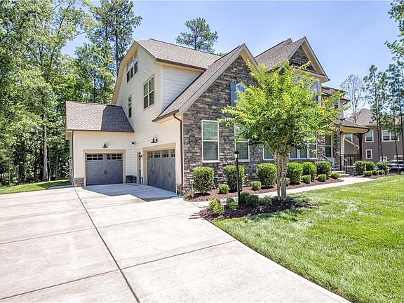 5th image of 11725 Shallow Cove Dr