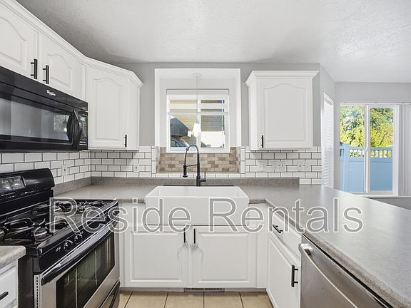 4th image of 435 W 1330 N