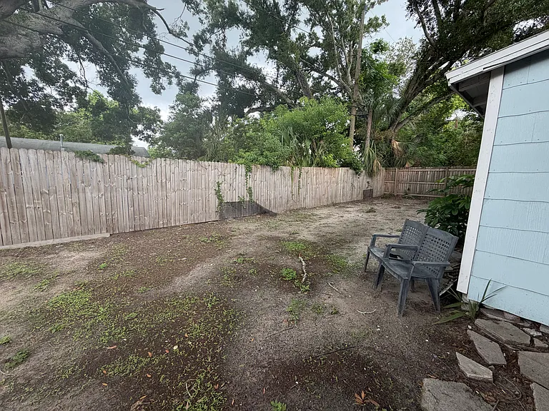 2101 Auburn St S — Photo 20