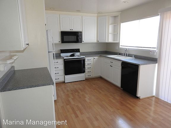 5th image of 318 Meadows Dr