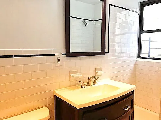 Rented by Friedman Roth Realty | media 19