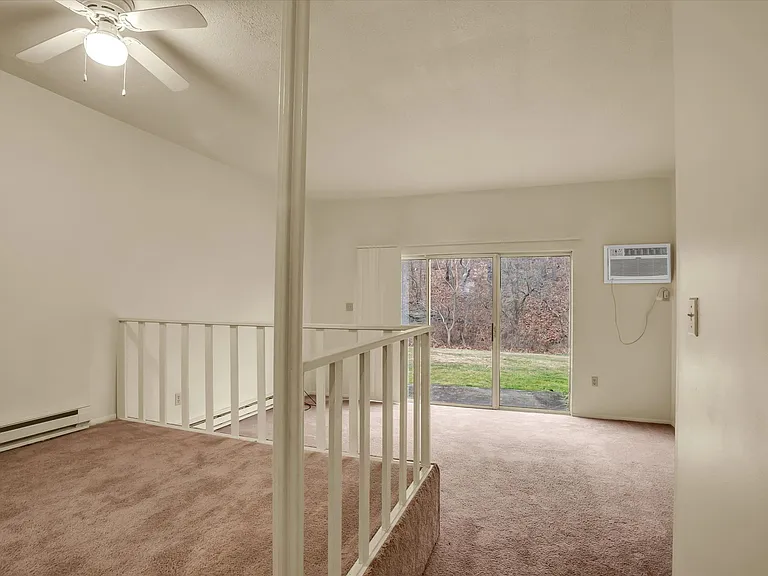Beaver Creek Village Apartments — Photo 16
