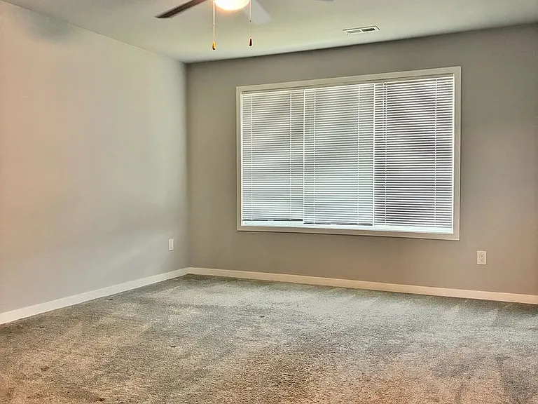 15133 Foxglove Ln — Photo 28