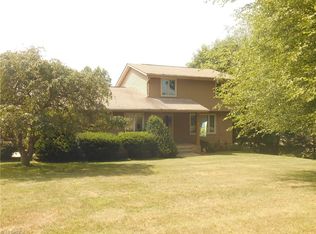 1762 Killian Rd, Akron, OH 44312