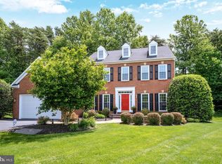 4907 Elsa Ct, Fairfax, VA 22030