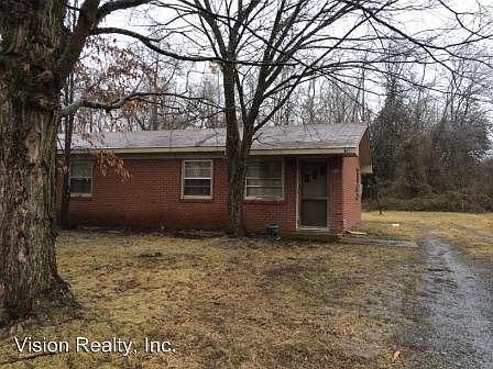 1st image of 116 Hadley Dr APT B