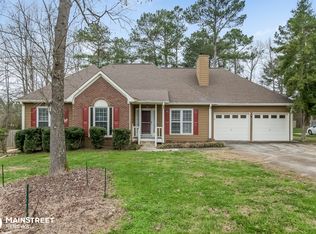 100 Maplewood Ln, Acworth, GA 30101