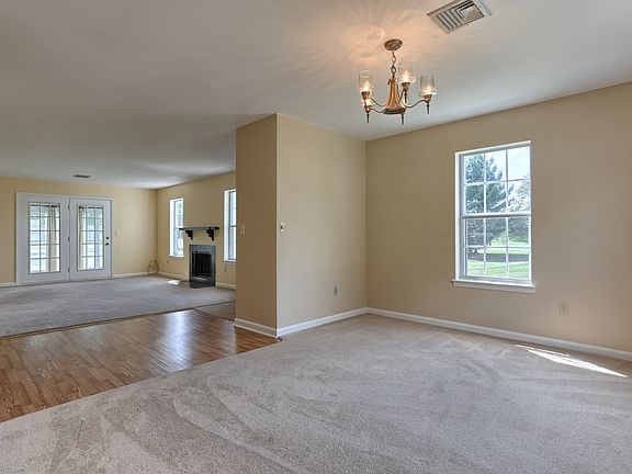 Dining Rm to Living Rm